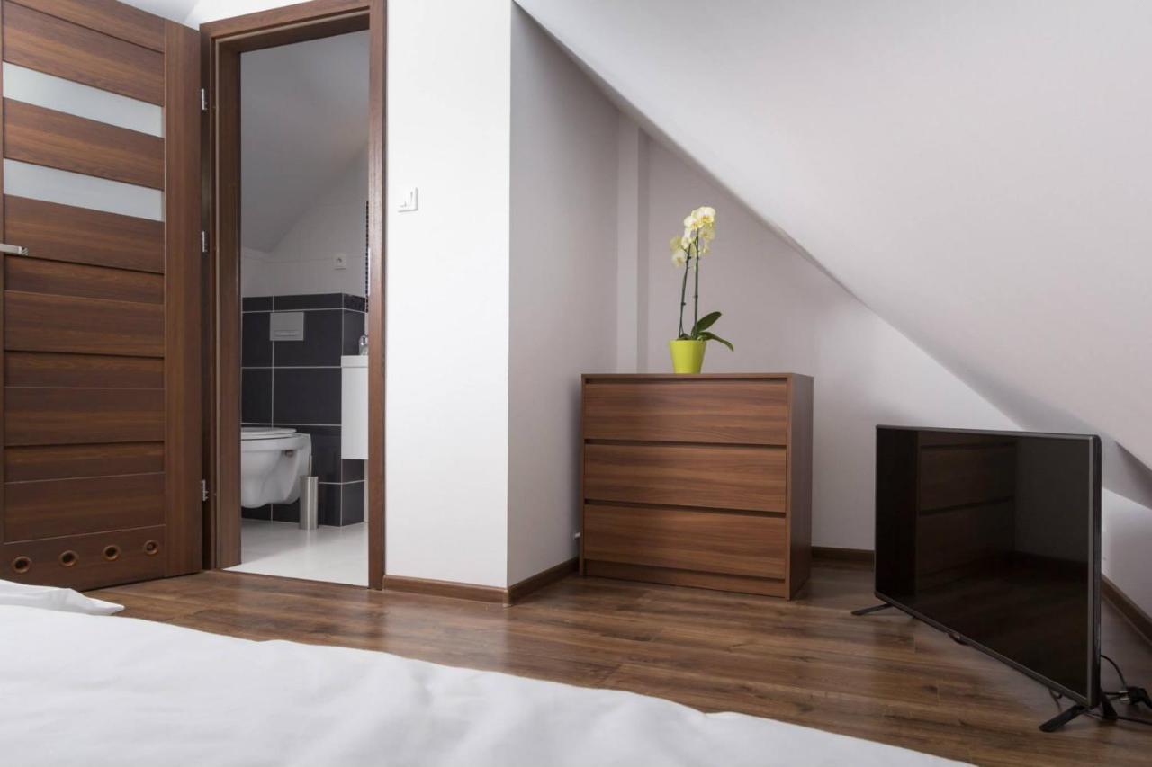 Wschodzace Slonce Homestay Uniescie